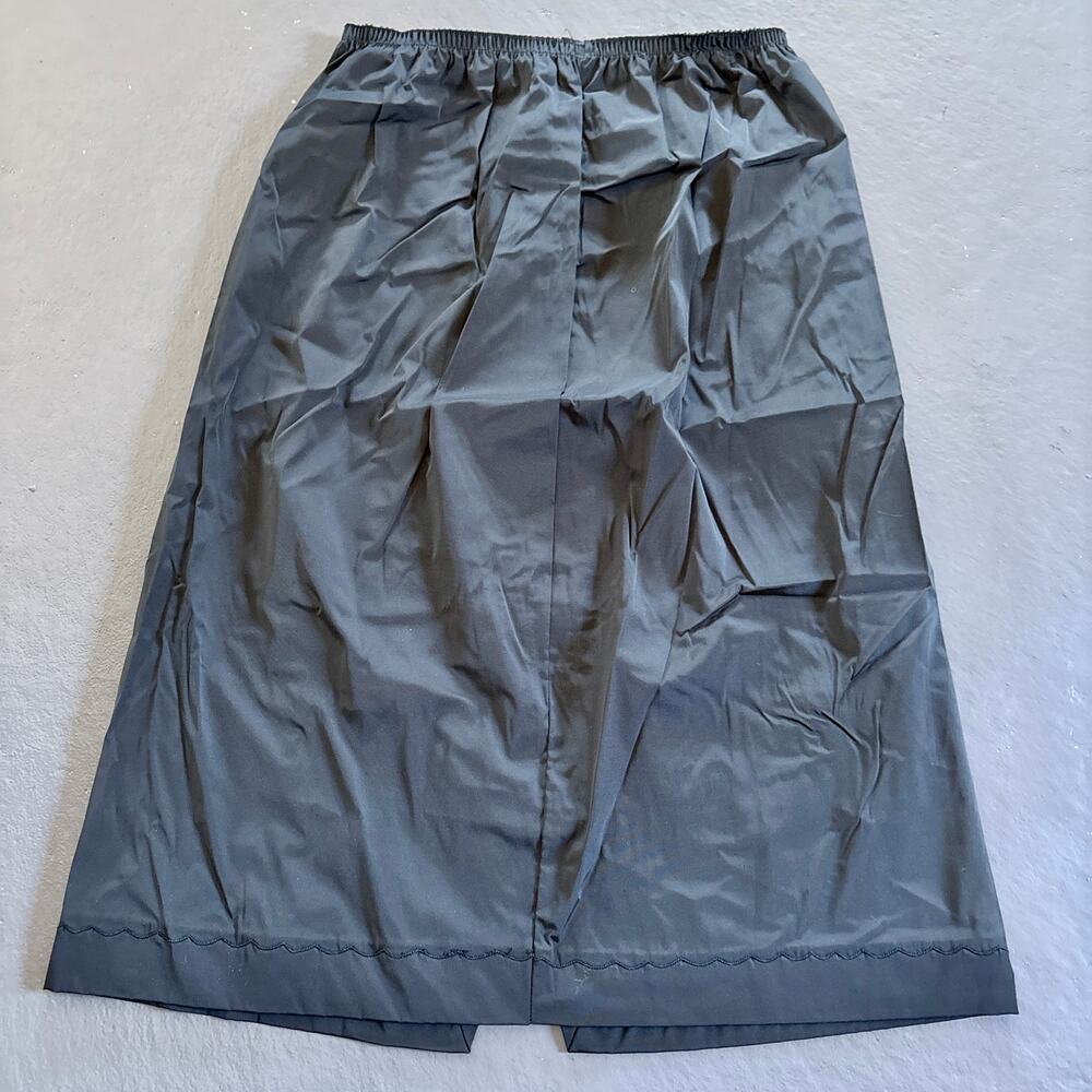 Vintage Val Mode Black Embroidered Half Slip Skirt Medium